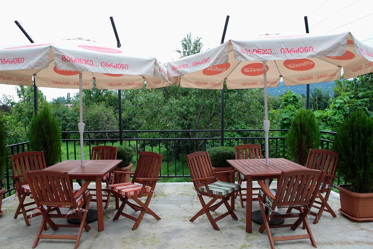 Hotel Botanica Chakvi Luaran gambar